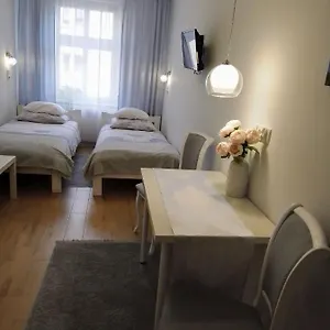  Apartment Duarte
